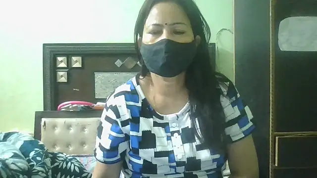 couplesuni online show from April 21, 2026, 2:25 am