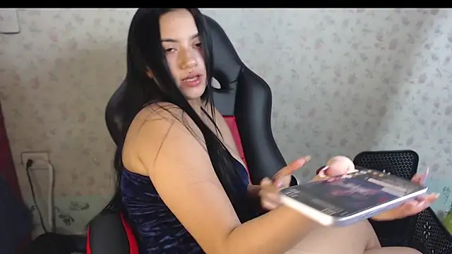 kayla k18 online show from October 24, 2025, 2:43 am