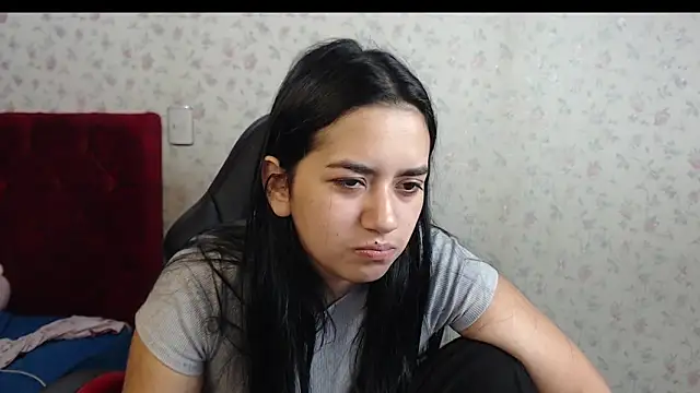 kayla k18 online show from October 1, 2025, 11:08 pm