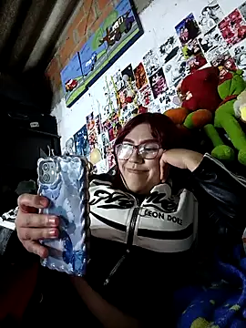 dafne19  online show from October 17, 2025, 5:44 am