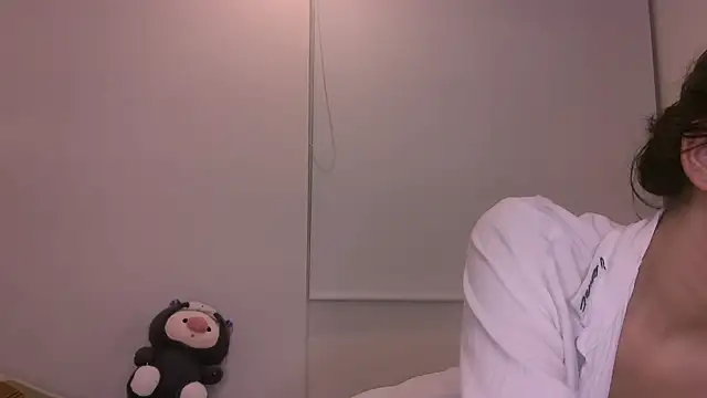 Lovely-allys online show from September 30, 2025, 11:44 pm