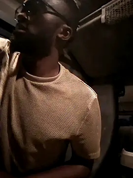 bull Giant online show from October 18, 2025, 11:07 pm