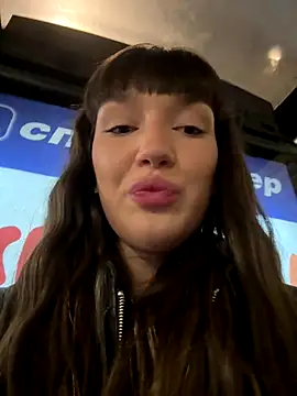 Sophie Avory online show from November 7, 2025, 9:08 pm