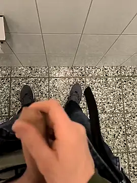 Snapshot of geilehecke1 chatting on March 18, 2025, 9:23 am geilehecke1 online show from March 18, 2025, 9:23 am