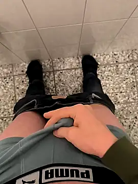 Snapshot of geilehecke1 chatting on October 29, 2025, 10:36 am geilehecke1 online show from October 29, 2025, 10:36 am