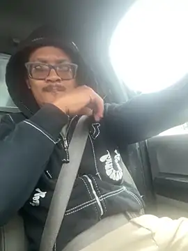 Snapshot of demonpt3 chatting on October 29, 2025, 5:01 pm demonpt3 online show from October 29, 2025, 5:01 pm