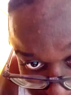 Snapshot of Jeanlaurent972 chatting on September 10, 2025, 2:27 pm Jeanlaurent972 online show from September 10, 2025, 2:27 pm