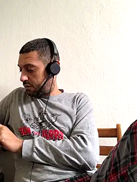 Snapshot of elmarroqui chatting on October 23, 2025, 9:41 am elmarroqui online show from October 23, 2025, 9:41 am