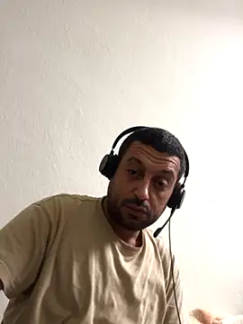 Snapshot of elmarroqui chatting on October 10, 2025, 8:48 am elmarroqui online show from October 10, 2025, 8:48 am