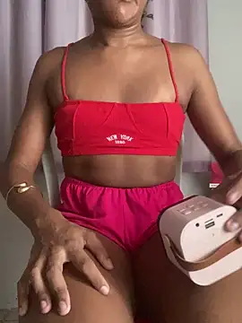 alexatransgata online show from February 19, 2026, 7:44 pm