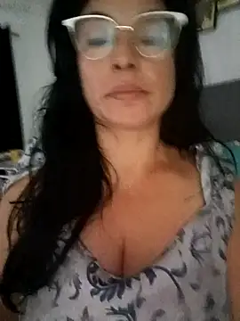 Snapshot of katysquirtdirty chatting on May 3, 2026, 12:16 am katysquirtdirty online show from May 3, 2026, 12:16 am