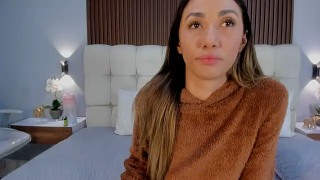 Emma23   online show from May 9, 2026, 9:56 am