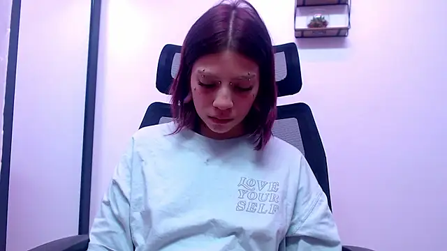 HORNET  online show from September 18, 2025, 3:09 am