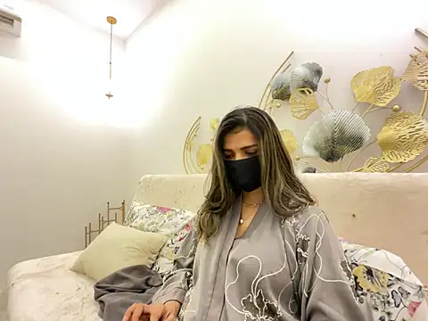 MaYaa  11 online show from April 10, 2026, 6:53 am