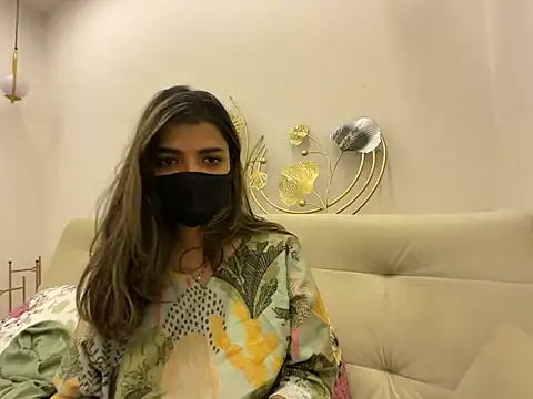 MaYaa  11 online show from April 17, 2026, 7:33 am