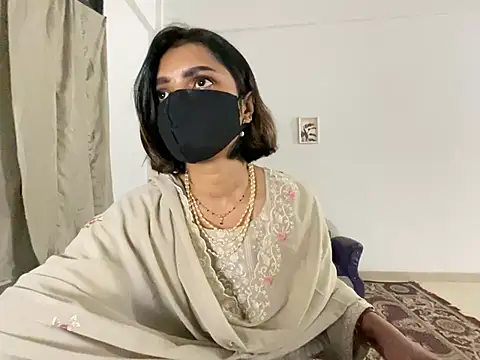 MaYaa  11 online show from January 28, 2025, 1:27 pm