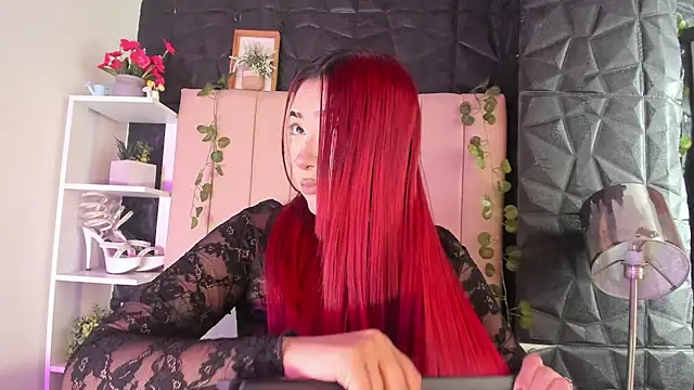 Mia Rinn online show from February 13, 2026, 2:50 pm