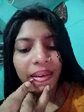 Hotty-Divya online show from October 31, 2025, 8:55 am