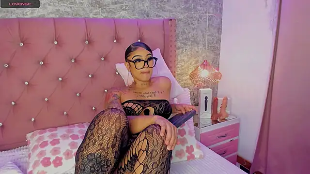 Mia Jansen online show from December 4, 2025, 9:25 pm