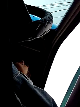 Lesly 10- online show from October 17, 2025, 7:48 pm