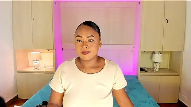 EmilyyStuart online show from February 4, 2026, 7:31 pm