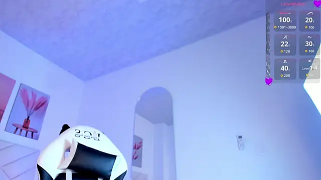 Brianna bigboobs online show from April 7, 2026, 11:45 am