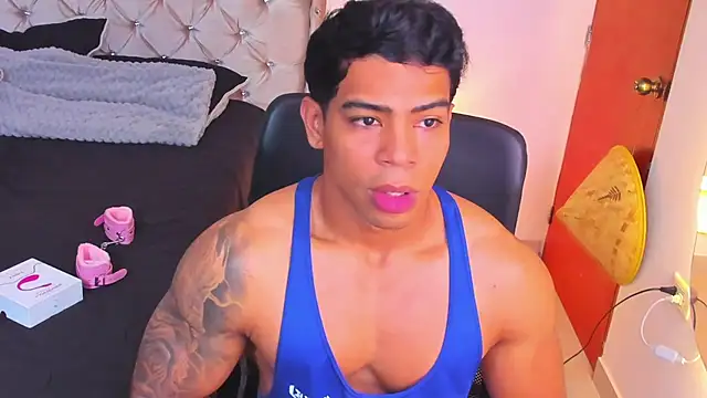 Andrew wolf7 online show from February 1, 2026, 4:49 pm