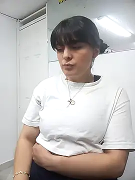 TalejaR online show from September 17, 2025, 8:44 pm