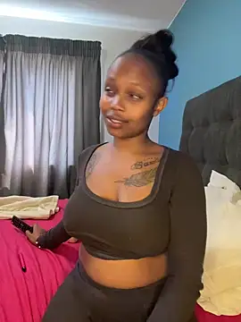 InkLady444 online show from September 12, 2025, 11:21 am