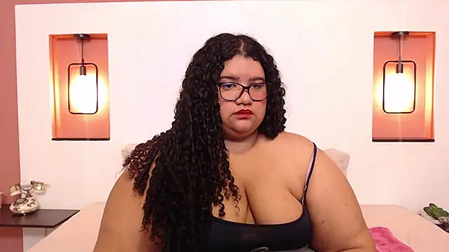 Snapshot of Miley_Collins chatting on March 17, 2025, 2:23 pm Miley Collins online show from March 17, 2025, 2:23 pm