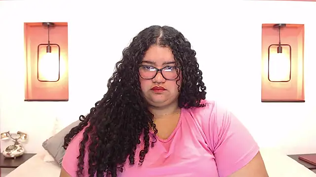 Snapshot of Miley_Collins chatting on January 12, 2025, 2:52 pm Miley Collins online show from January 12, 2025, 2:52 pm