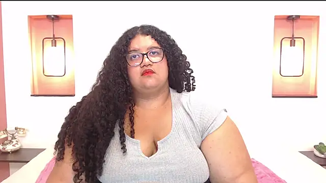 Snapshot of Miley_Collins chatting on March 11, 2025, 7:14 am Miley Collins online show from March 11, 2025, 7:14 am