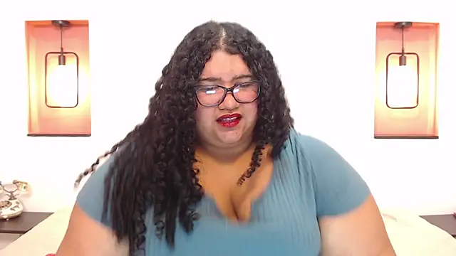 Snapshot of Miley_Collins chatting on January 9, 2025, 11:34 pm Miley Collins online show from January 9, 2025, 11:34 pm