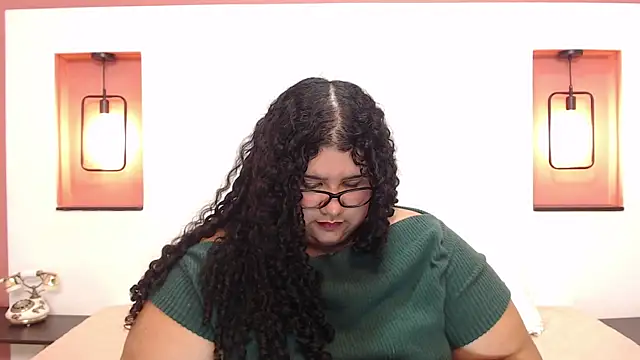 Snapshot of Miley_Collins chatting on January 7, 2025, 9:46 pm Miley Collins online show from January 7, 2025, 9:46 pm