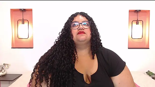 Snapshot of Miley_Collins chatting on March 12, 2025, 7:47 pm Miley Collins online show from March 12, 2025, 7:47 pm