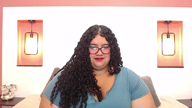 Snapshot of Miley_Collins chatting on January 9, 2025, 6:57 pm Miley Collins online show from January 9, 2025, 6:57 pm