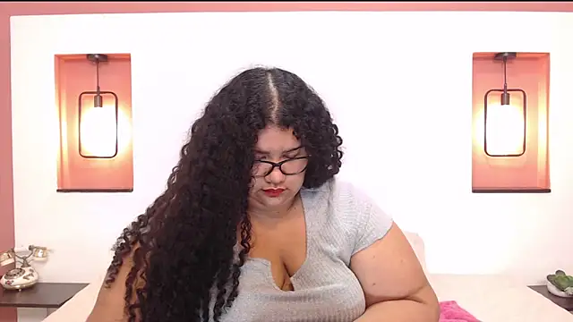 Snapshot of Miley_Collins chatting on March 11, 2025, 4:29 pm Miley Collins online show from March 11, 2025, 4:29 pm