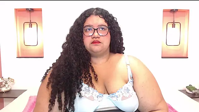 Snapshot of Miley_Collins chatting on March 10, 2025, 6:45 pm Miley Collins online show from March 10, 2025, 6:45 pm