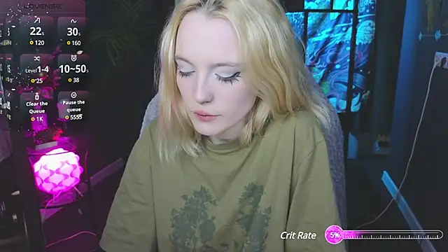 Snapshot of Crackling_Tatii chatting on February 25, 2025, 8:53 pm Crackling Tatii online show from February 25, 2025, 8:53 pm