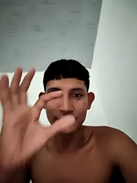 Juan Hotcaliemte online show from July 6, 2026, 3:03 pm
