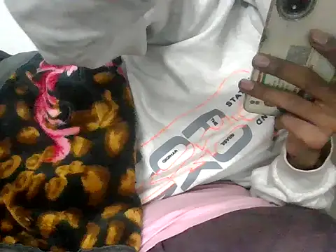 devilsam3327 online show from November 11, 2025, 2:01 pm