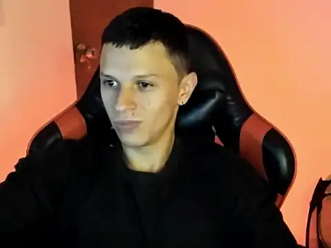 goodboy69l online show from April 16, 2026, 6:41 pm