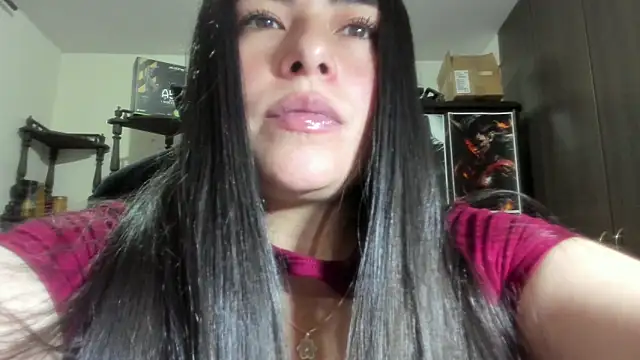 missexy303av online show from March 4, 2025, 5:00 am