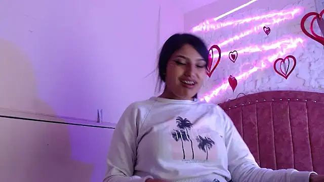 SarahStones online show from February 28, 2025, 1:26 am