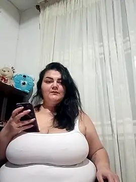 Snapshot of Madisonpalacio chatting on March 1, 2025, 2:15 am Madisonpalacio online show from March 1, 2025, 2:15 am