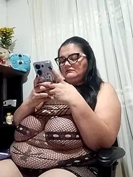 Snapshot of Madisonpalacio chatting on March 9, 2025, 5:22 am Madisonpalacio online show from March 9, 2025, 5:22 am