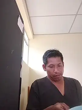 Snapshot of activo202 chatting on February 1, 2026, 10:52 pm activo202 online show from February 1, 2026, 10:52 pm