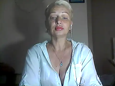 Snapshot of MaryJane441 chatting on July 9, 2026, 8:19 pm MaryJane441 online show from July 9, 2026, 8:19 pm