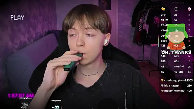 charonbaby1 online show from February 12, 2025, 10:59 pm