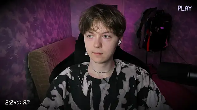 charonbaby1 online show from September 9, 2025, 11:25 pm